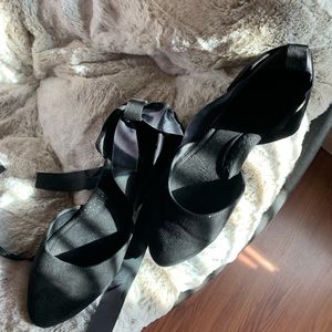 Black pointy flats